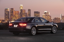 AUDI A8 3.0T - USA verze 2013 02